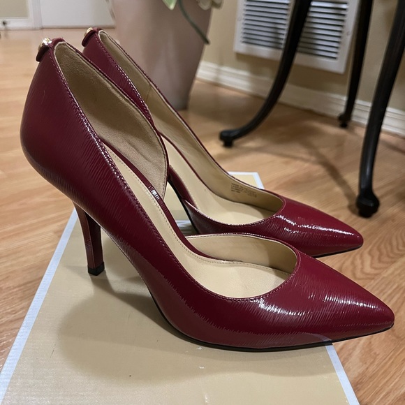 NEW Michael Kors - Picture 4 of 10